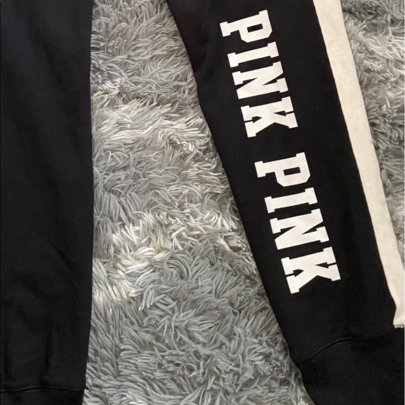 VS Pink Joggers - Picture 6 of 6